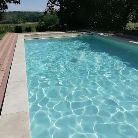Le Chateau - Chateau Le Noble Saint-Germain-du-Puch