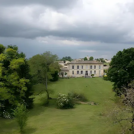 Le Chateau - Chateau Le Noble *