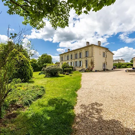 Le Chateau - Chateau Le Noble 펜션 Saint-Germain-du-Puch