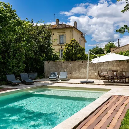 Le Chateau - Chateau Le Noble *