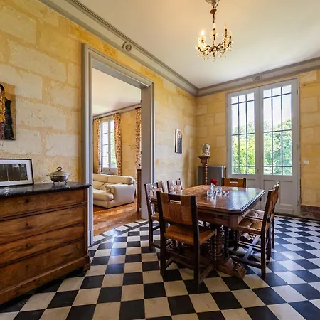 بيت للعطل Le Chateau - Chateau Le Noble Saint-Germain-du-Puch