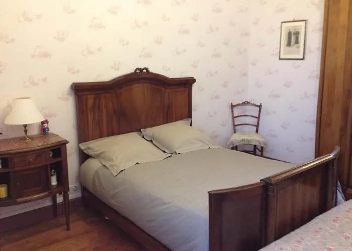 Le Château - Château Le Noble * Saint-Germain-du-Puch