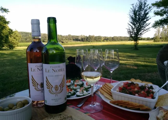 Le Chateau - Chateau Le Noble *