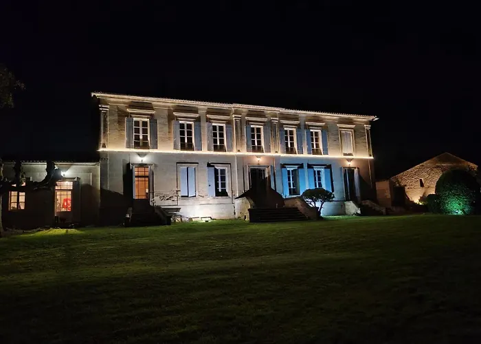 Le Château - Château Le Noble Saint-Germain-du-Puch